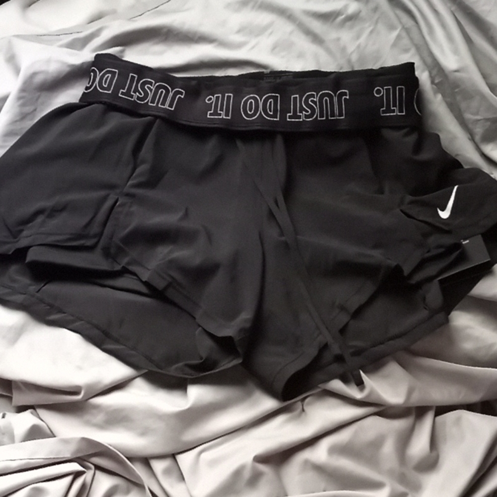 Womens nike flex training shorts